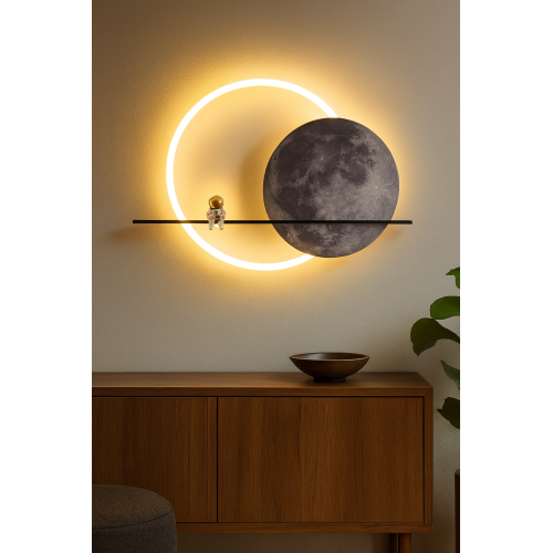 Aplică decorativă Astronaut cu Lună si LED Aplică decorativă Astronaut cu Lună si LED